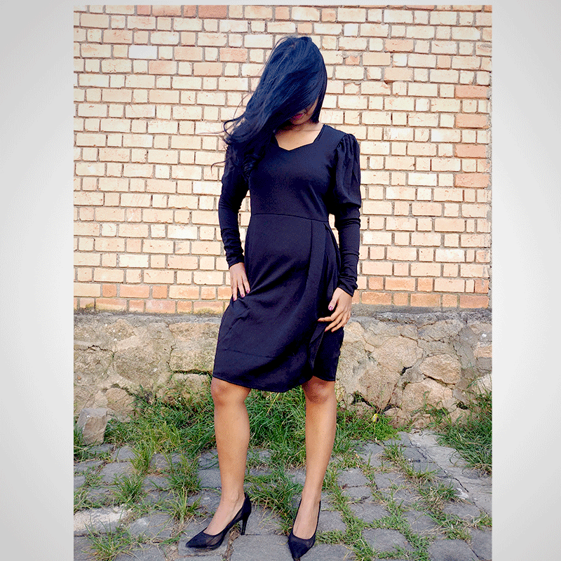 Robe noire manche bouffante