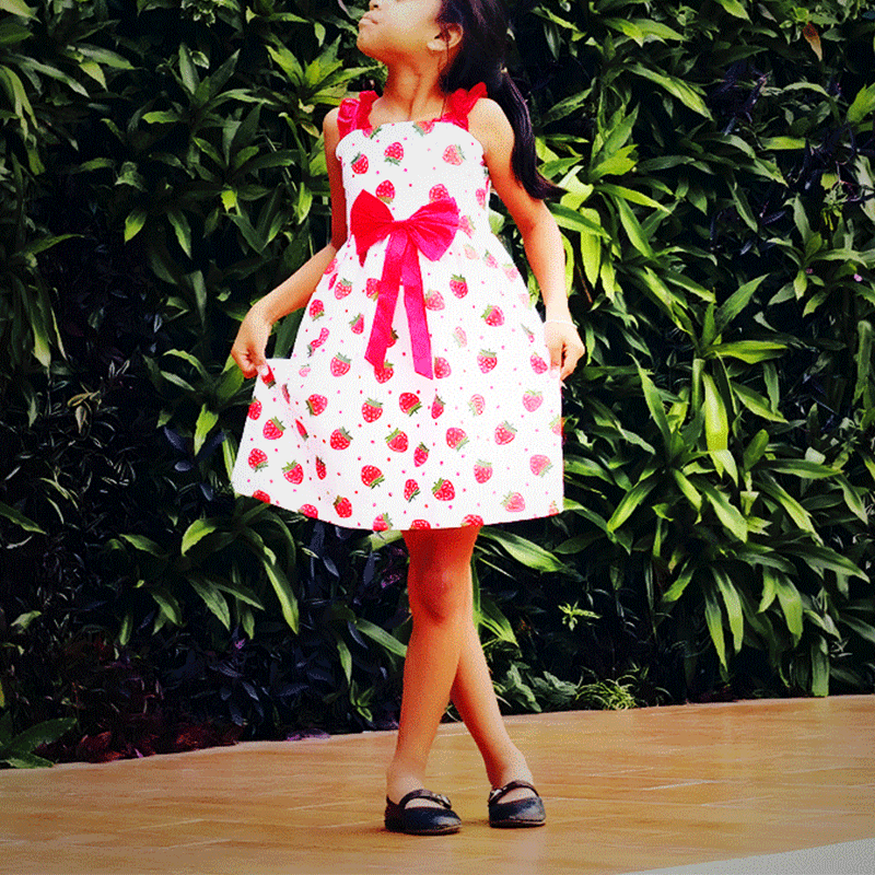 Robe petite fille rouge à bretelle (3-4 yrs)